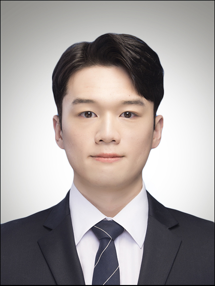 Portrait of Sangwook Kim